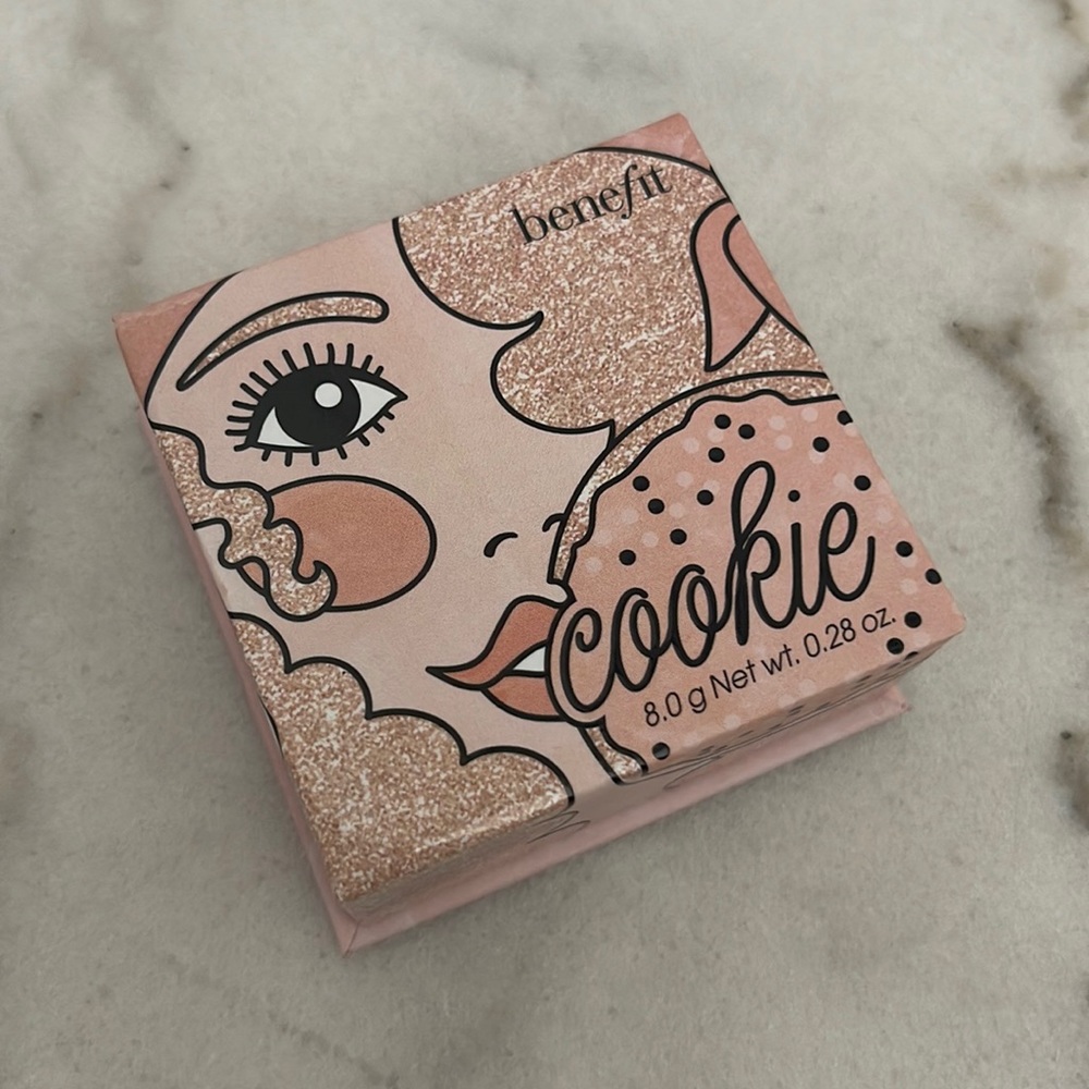 Benefit Cosmetics Cookie Highlighter